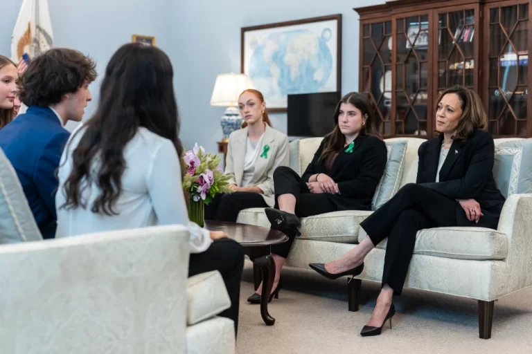 Graduating seniors who formerly attended Sandy Hook Elementary School in Newtown, Conn., speak with Vice President Kamala Harris at the White House on June 6. Lawrence Jackson / The White House