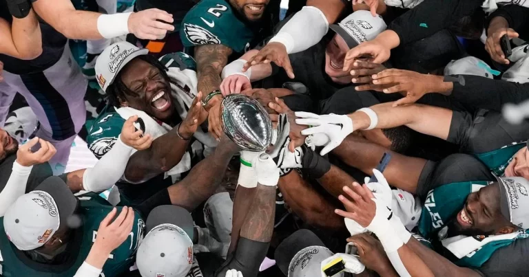 Eagles Dominate Chiefs to Win Super Bowl LIX