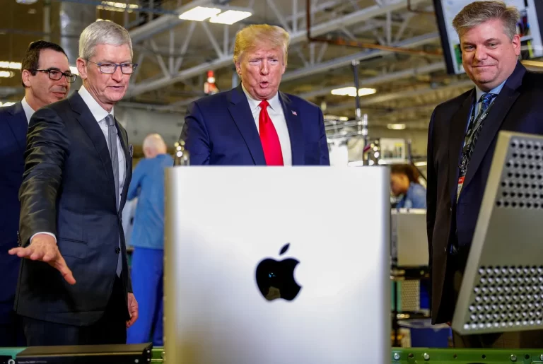 Trump’s 25% Tariff Threat Sends Apple Stock Plunging