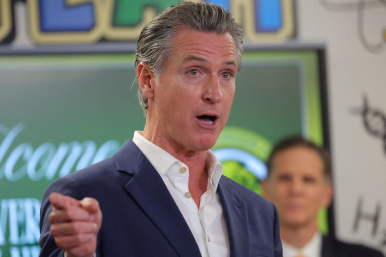 ‘Arrest Me’: California Gov. Gavin Newsom Dares Trump to Arrest Him
