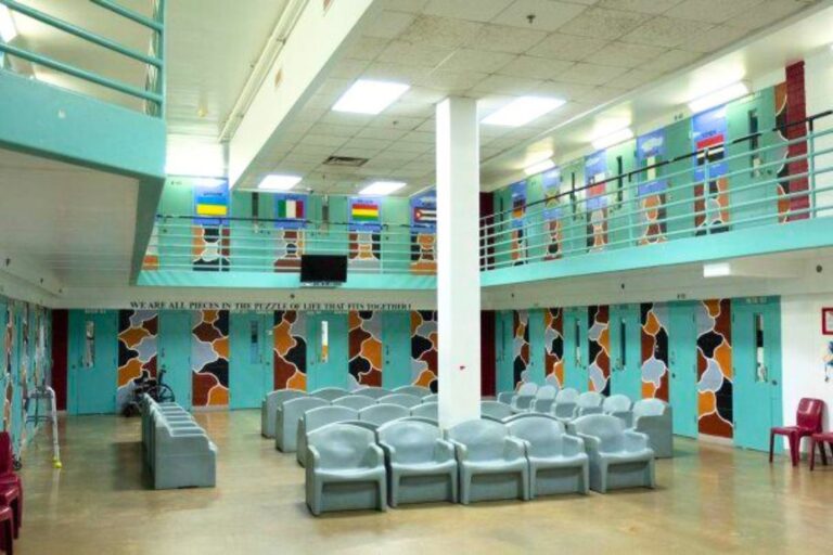 The furniture in the unit differs from that in other units in Chester, encouraging interaction. Photo: John Stark/Swedish Television SVT