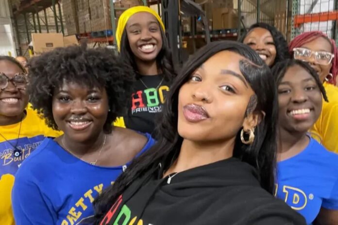 Student Ambassadors and Divine Nine Members volunteered at Second Harvest for Greeks Day of Service in October. (Courtesy of Destinee Kerr)