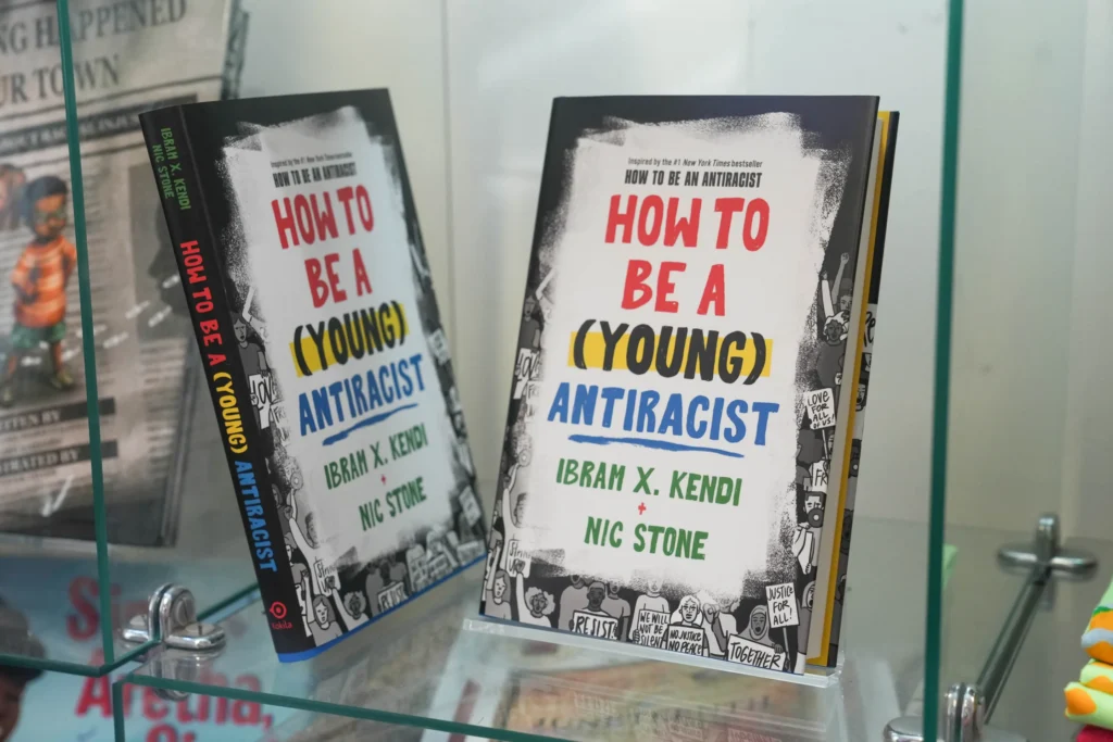 Items for sale are displayed at Martin Luther King Jr. National Historical Park, Tuesday, Dec. 9, 2025, in Atlanta. (AP
Photo/Megan Varner)
