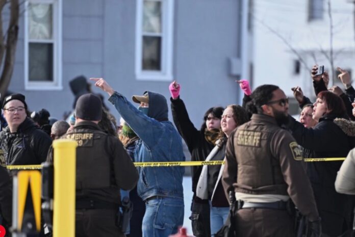 Minneapolis Community Outraged After ICE Officer Kills Woman During Immigration Crackdown