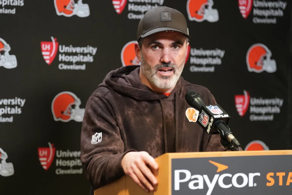 Cleveland Browns head coach Kevin Stefanski speaks at a news conference after an NFL football game against the Cincinnati Bengals, Sunday, Jan. 4, 2026, in Cincinnati. (AP Photo/Joshua A.
Bickel)