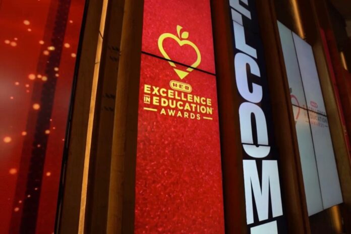 SAISD Teachers Named Finalists for H-E-B State Awards 2026