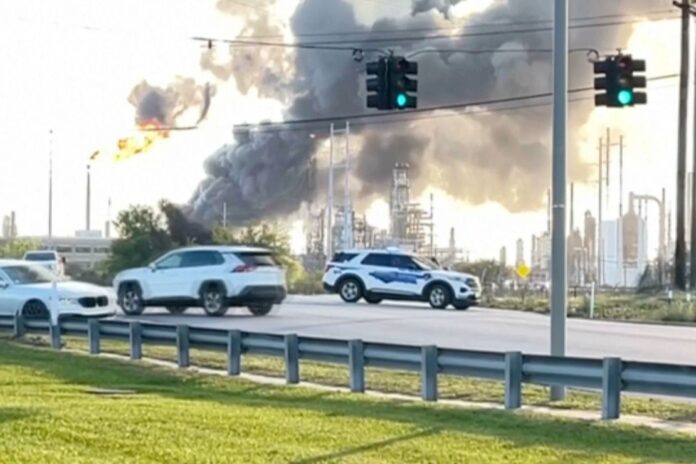 Fire Contained After Explosion at Texas Oil Refinery Forces Shelter-in-Place