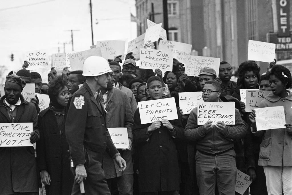 Young people demonstrated at the courthouse in Selma, Ala., in February 1965. Credit: Bill Hudson/Associated Press