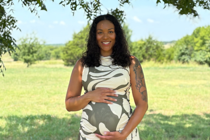 Surrogate mother abortion demand dispute involving a baby diagnosed with hypoplastic left heart syndrome.